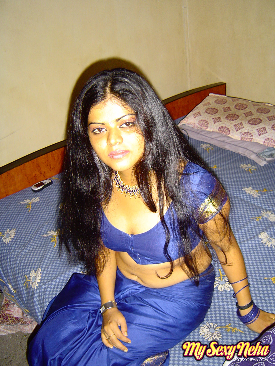 South South Indian Sexy Blue - Indian Amateur Babes - Indian Girls Pic